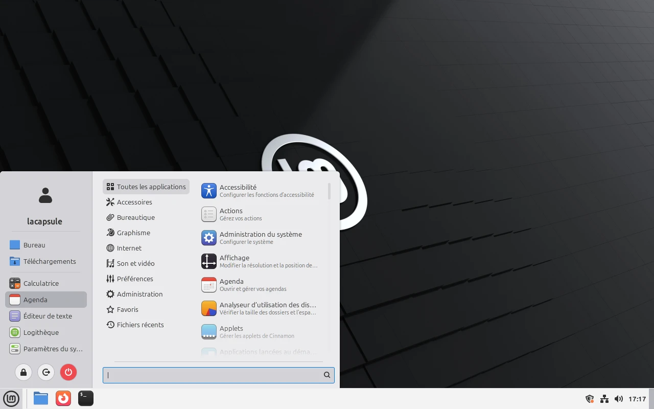 Linux Mint (Cinnamon) sur la machine de référence : Le menu principal : applications classées par catégories